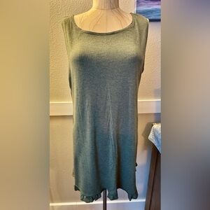 Logo Layers Sleeveless Green Tunic Top - Women's Relaxed Fit, Size XL